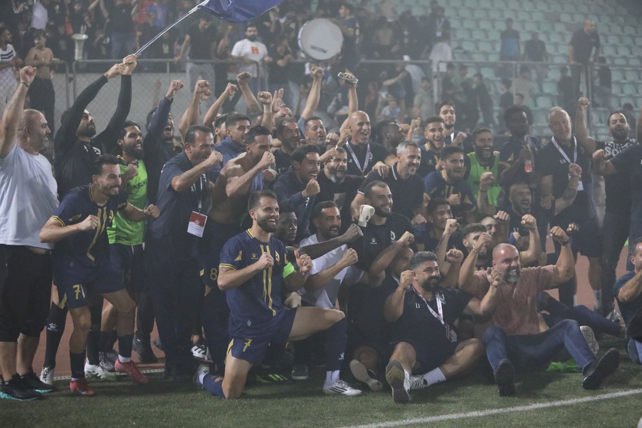 فرحة فريق جويا بالفوز. (وكالات)