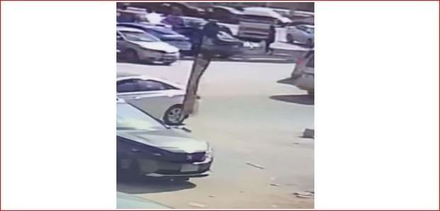 الداخلية تضبط المتهمين بتحطيم زجاج سيارة لسرقتها في الجيزة الداخلية تضبط المتهمين بتحطيم زجاج سيارة لسرقتها في الجيزة