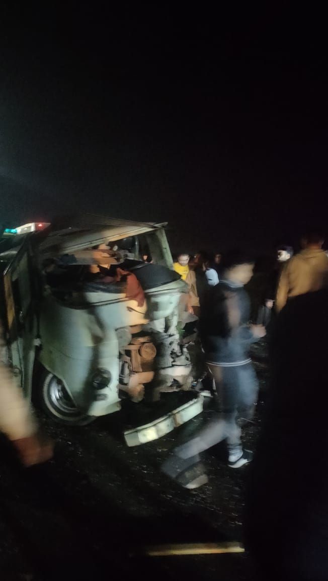 جانب من أثار حادث التصادم بكفر الشيخ