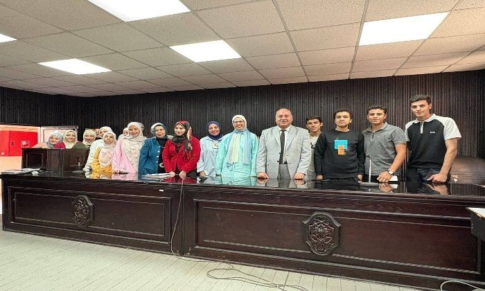 دور المشروعات الصغيرة في دعم الاقتصاد في ندوة بآداب بنها دور المشروعات الصغيرة في دعم الاقتصاد في ندوة بآداب بنها