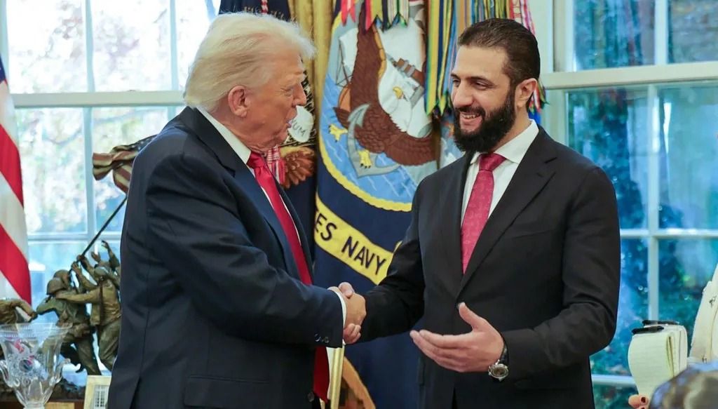 لقاء الشرع وترامب في البيت الأبيض (أ ف ب).