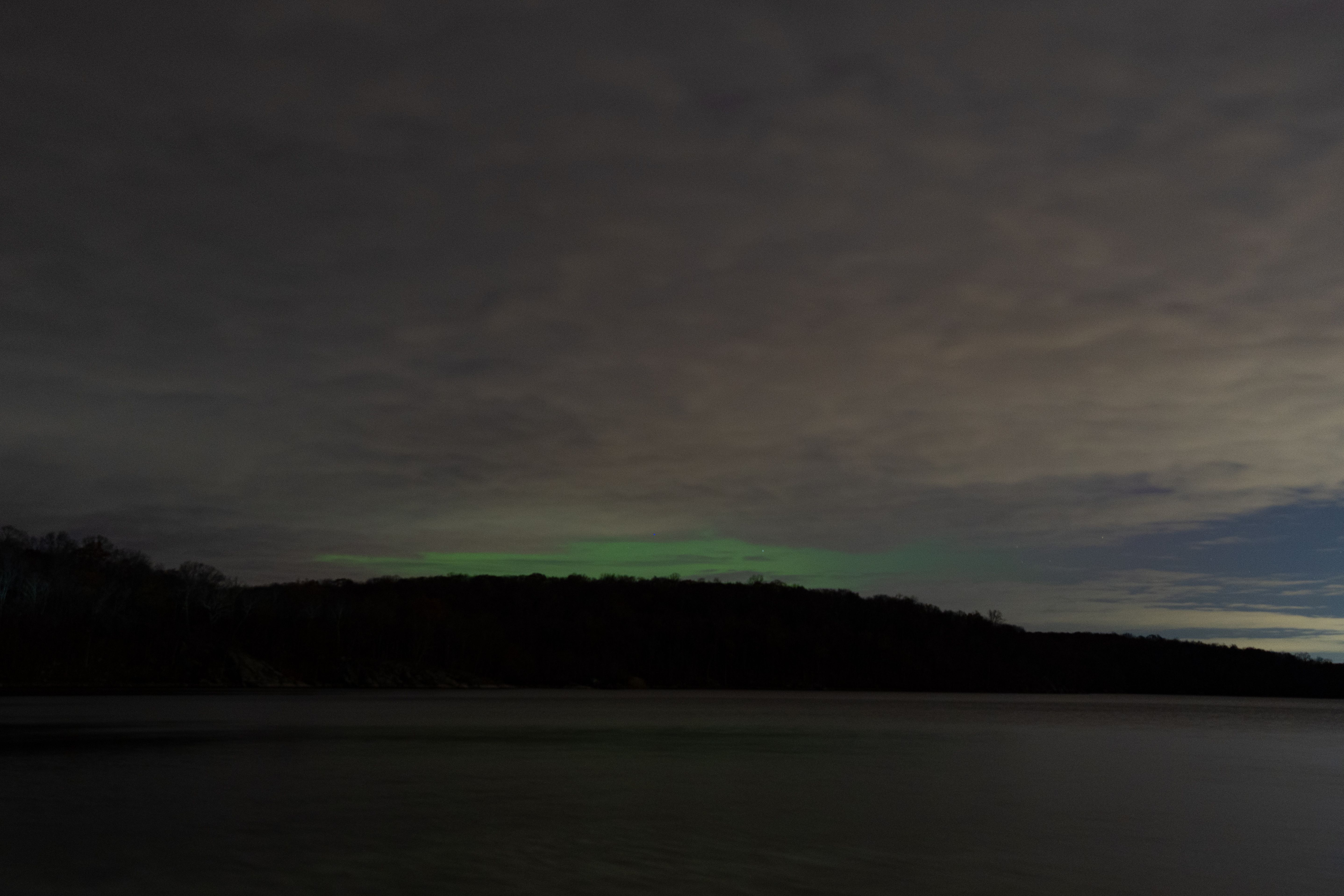 ظاهرة الشفق القطبي. (أكسيوس)