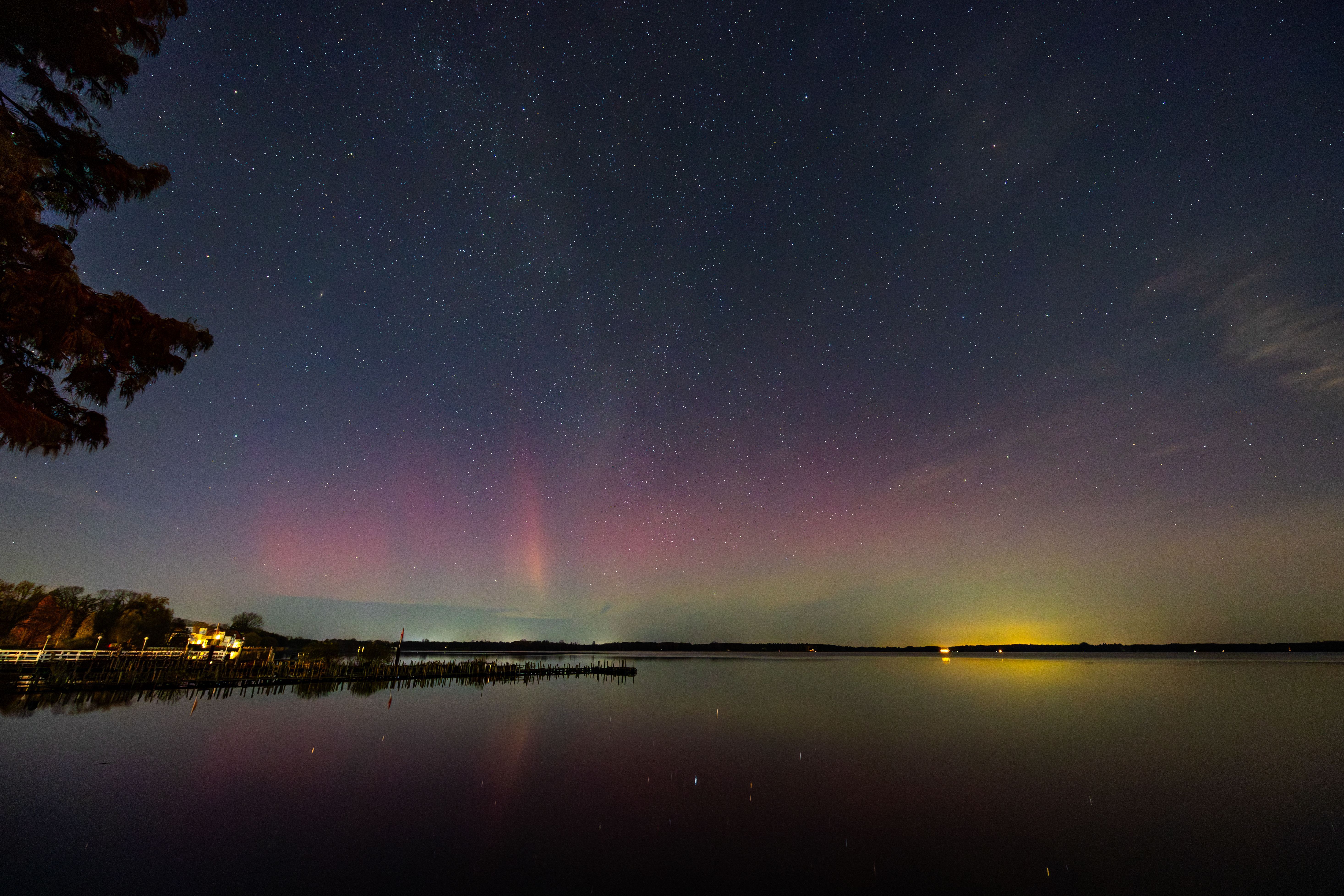 ظاهرة الشفق القطبي. (أكسيوس)