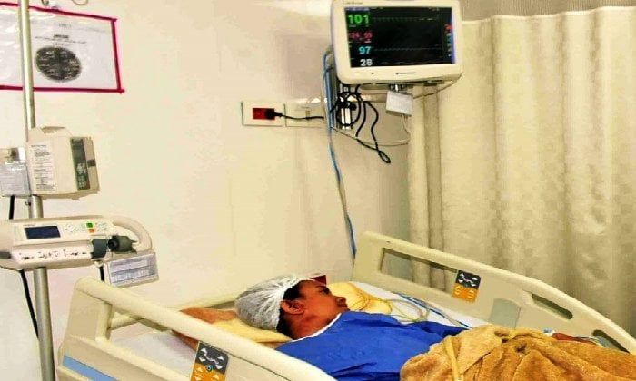 بعد مأساة أتوبيس الأطفال.. قرارات عاجلة من محافظ أسوان وتعويضات فورية لأسر الضحايا بعد مأساة أتوبيس الأطفال.. قرارات عاجلة من محافظ أسوان وتعويضات فورية لأسر الضحايا