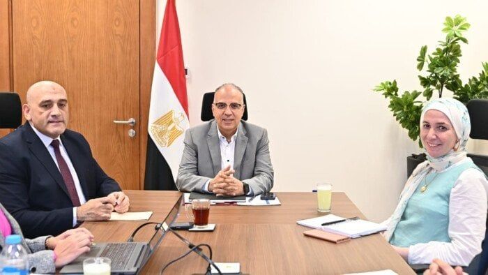 وزير الري يبحث إجراءات إعداد دراسة لتقييم معدلات الملوحة بشبكة المصارف الزراعية وزير الري يبحث إجراءات إعداد دراسة لتقييم معدلات الملوحة بشبكة المصارف الزراعية