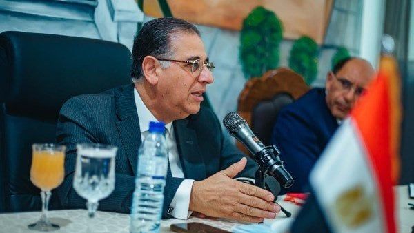 نائب وزير الخارجية يبحث مع أعضاء الجالية المصرية في النمسا تذليل الصعوبات نائب وزير الخارجية يبحث مع أعضاء الجالية المصرية في النمسا تذليل الصعوبات