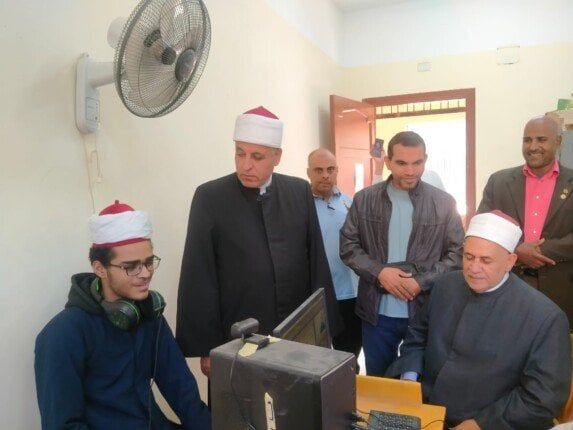 رئيس منطقة القليوبية يتفقد لجان اختبارات مسابقة الإمام الأكبر فى حفظ القرآن الكريم رئيس منطقة القليوبية يتفقد لجان اختبارات مسابقة الإمام الأكبر فى حفظ القرآن الكريم
