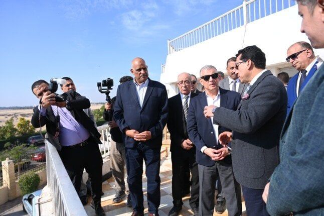 وزير الشباب والرياضة ومحافظ الإسماعيلية يتابعان أعمال مركز الابتكار الشبابي والتعلم وزير الشباب والرياضة ومحافظ الإسماعيلية يتابعان أعمال مركز الابتكار الشبابي والتعلم