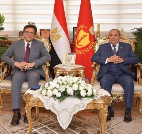 محافظ بورسعيد يستقبل وزير الثقافة لتفقد عدد من المنشآت الثقافية محافظ بورسعيد يستقبل وزير الثقافة لتفقد عدد من المنشآت الثقافية