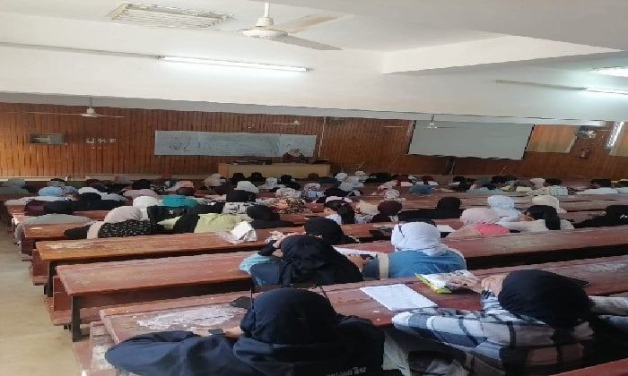 تواصل فعاليات المشروع القومي للحفاظ على كيان الأسرة المصرية «مودة» بجامعة قنا تواصل فعاليات المشروع القومي للحفاظ على كيان الأسرة المصرية «مودة» بجامعة قنا