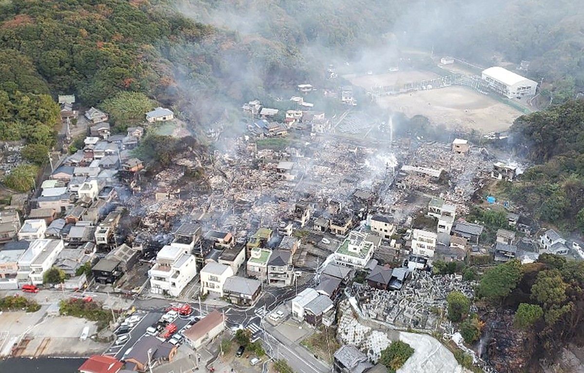 الحريق في اليابان. (أ ف ب)