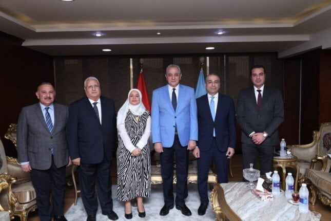 رئيس البنك الزراعي المصري ومحافظ الغربية يستعرضان دعم جهود تحقيق التنمية وتحفيز الاستثمار رئيس البنك الزراعي المصري ومحافظ الغربية يستعرضان دعم جهود تحقيق التنمية وتحفيز الاستثمار