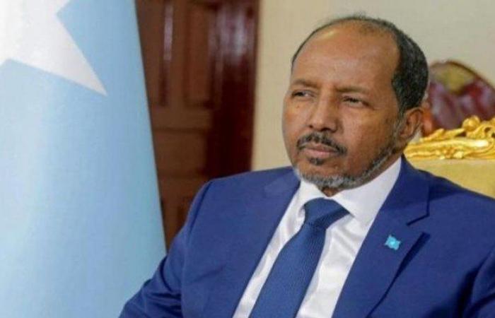 الانتخابات المباشرة تُشعل أزمة سياسية في الصومال.. مواجهة محتدمة بين الحكومة والمعارضة - المصدر 7