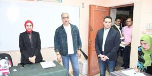 محافظ الفيوم يتفقد عدداً من لجان التصويت بانتخابات مجلس النواب - المصدر 7