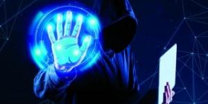 «خبراء وهميون» يبثون رسائل مضللة على حسابات مزيفة - المصدر 7