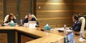 وزير الصحة يستقبل وفد البنك الأوروبي لإعادة الإعمار والتنمية لبحث تطوير المنشآت الصحية - المصدر 7