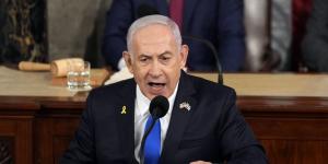 بسبب أمني غامض .. إلغاء شهادة نتنياهو فى المحكمة بقضايا الفساد - المصدر 7