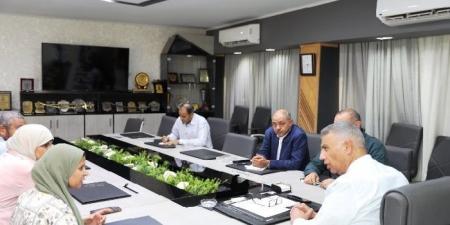 محافظ أسوان: استثمار مياه الصرف في تشجير المدينة وتسريع مشروعات حياة كريمة - المصدر 7