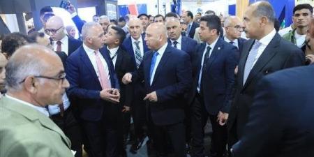 كامل الوزير يتفقد أجنحة معرض ومؤتمر النقل الذكي واللوجستيات والصناعة «TransMEA» - المصدر 7