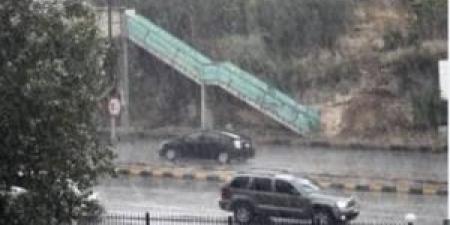 تحذيرات من سيول وأمطار غزيرة الجمعة .. واتحاد المزارعين يدعو لتأجيل قطف الزيتون إلى السبت - المصدر 7