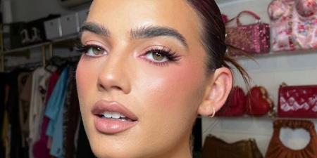 لإطلالة طبيعية، مكياج نيود خفيف يناسب الأيام الباردة - المصدر 7