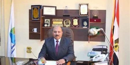 رئيس مياه القناة يتفقد إنتظام سير العمل بالمحطات وشبكات صرف الأمطار - المصدر 7