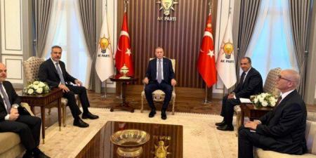 وزير الخارجية يلتقي الرئيس التركي في أنقرة.. وينقل له تعازي الرئيس السيسي - المصدر 7