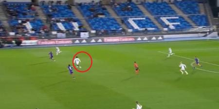 نجمة ريال مدريد ليندا كايسيدو تسجل هدفا استثنائيا على طريقة مارادونا (فيديو) - المصدر 7