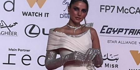 سلمى أبو ضيف ودرة.. إطلالات النجوم في حفل افتتاح مهرجان القاهرة السينمائي - المصدر 7