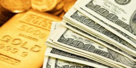 تراجع الدولار وتوقعات خفض الفائدة تدفع الذهب لأعلى مستوى في أسابيع - المصدر 7