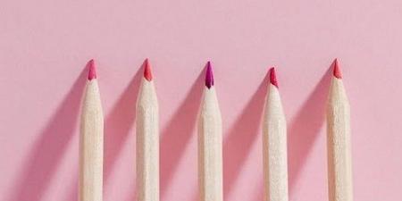 أهم فوائد قلم تحديد الشفاه وكيفية استخدامه لإطلالة مثالية - المصدر 7