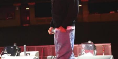 أحمد سعد يشارك صور بروفات حفله المنتظر في لندن الليلة - المصدر 7