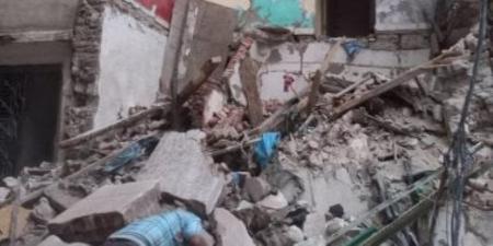 مصرع طفلتين فى انهيار منزل من الطوب اللبن بقنا - المصدر 7