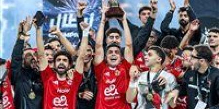 الأهلي يصرف 300 ألف جنيه لكل لاعب مكافأة الفوز بالسوبر المصري (خاص) - المصدر 7