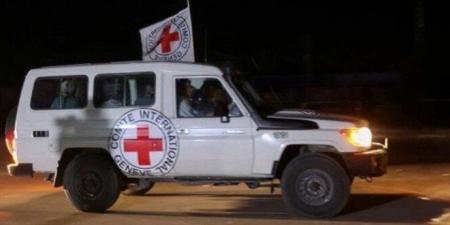 الفصائل الفلسطينية تسلم جثة أسير إسرائيلي إلى الصليب الأحمر - المصدر 7