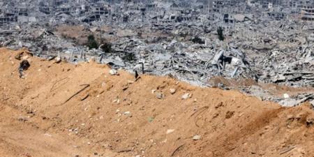 “هآرتس” عن مصدر إسرائيلي: تقسيم غزة لمنطقتين سيجعل الخط الأصفر “جدار برلين” - المصدر 7