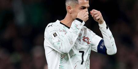 بعد الطرد القاسي.. رونالدو يسخر من الخصم بإشارة مثيرة للجدل وهل يفقد أولى مبارياته في كأس العالم؟ - المصدر 7