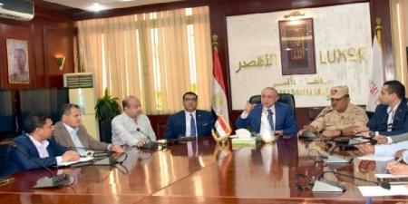 محافظ الأقصر يطلق الاستعدادات للاحتفال بالعيد القومي الـ 16 تحت شعار"أسبوع الخير" - المصدر 7