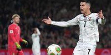 كارت أحمر.. لحظة جنون رونالدو تهز البرتغال في تصفيات كأس العالم أمام أيرلندا - المصدر 7