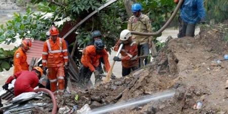 مصرع شخصين وفقدان 21 آخرين جراء انهيارات أرضية في إندونيسيا - المصدر 7