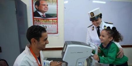 «سلامة عيونك».. الداخلية تطلق مبادرة لفحص طلاب المدارس بالمناطق الأكثر احتياجًا - المصدر 7