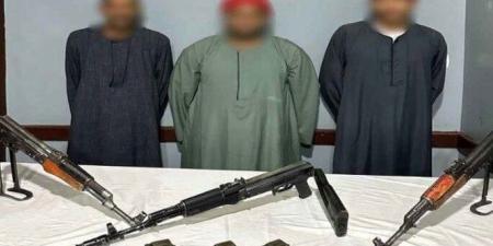 بعد فوز مرشحهم بعضوية مجلس النواب.. القبض على أنصار برلماني بتهمة إطلاق أعيرة نارية بقنا - المصدر 7