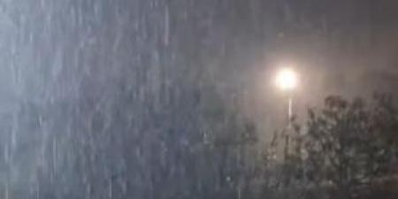 بالفيديو .. تجدد تساقط الأمطار بغزارة في عجلون - المصدر 7