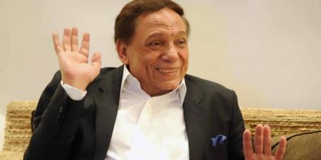 الحفاظ على الصحة عبادة.. كيف أقلع الزعيم عادل إمام عن التدخين؟ - المصدر 7