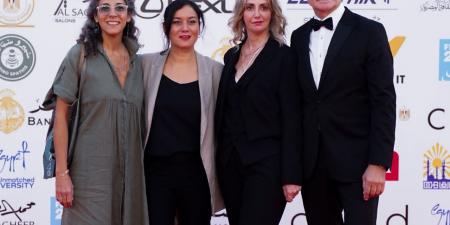 استقبال حافل لـ فيلم كلب ساكن بـ مهرجان القاهرة السينمائي الدولي - المصدر 7