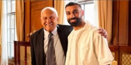 محمد صلاح: النجاح بسيط بس الناس بتكلكعه.. وركزت إنى أكون حاجة مختلفة - المصدر 7