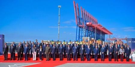 الرئيس السيسي يشهد افتتاح عددا من المحطات البحرية بالمنطقة الاقتصادية لقناة السويس - المصدر 7