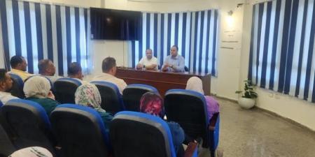 رئيس حي جنوب الغردقة يشدد على مواجهة مخالفات البناء وسرعة الاستجابة لشكاوى المواطنين - المصدر 7