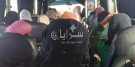 "الباصات رديئة ونمشي مسافات" .. معلمات الزعتري يستنجدن لإنهاء أزمة النقل - المصدر 7