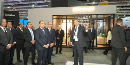 خلال مشاركتها في معرض «Cairo ICT».. المصرية للاتصالات تكشف عن خطتها للتوسع في الألياف الضوئية - المصدر 7